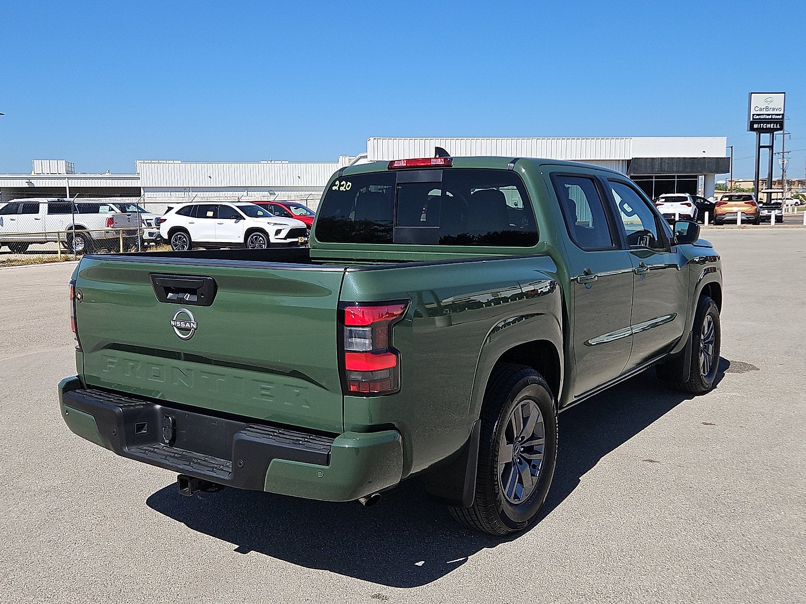 2026 Nissan Frontier Crew Cab SV 4x2