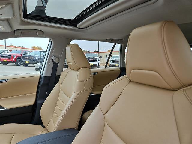 2022 Toyota RAV4 XLE Premium