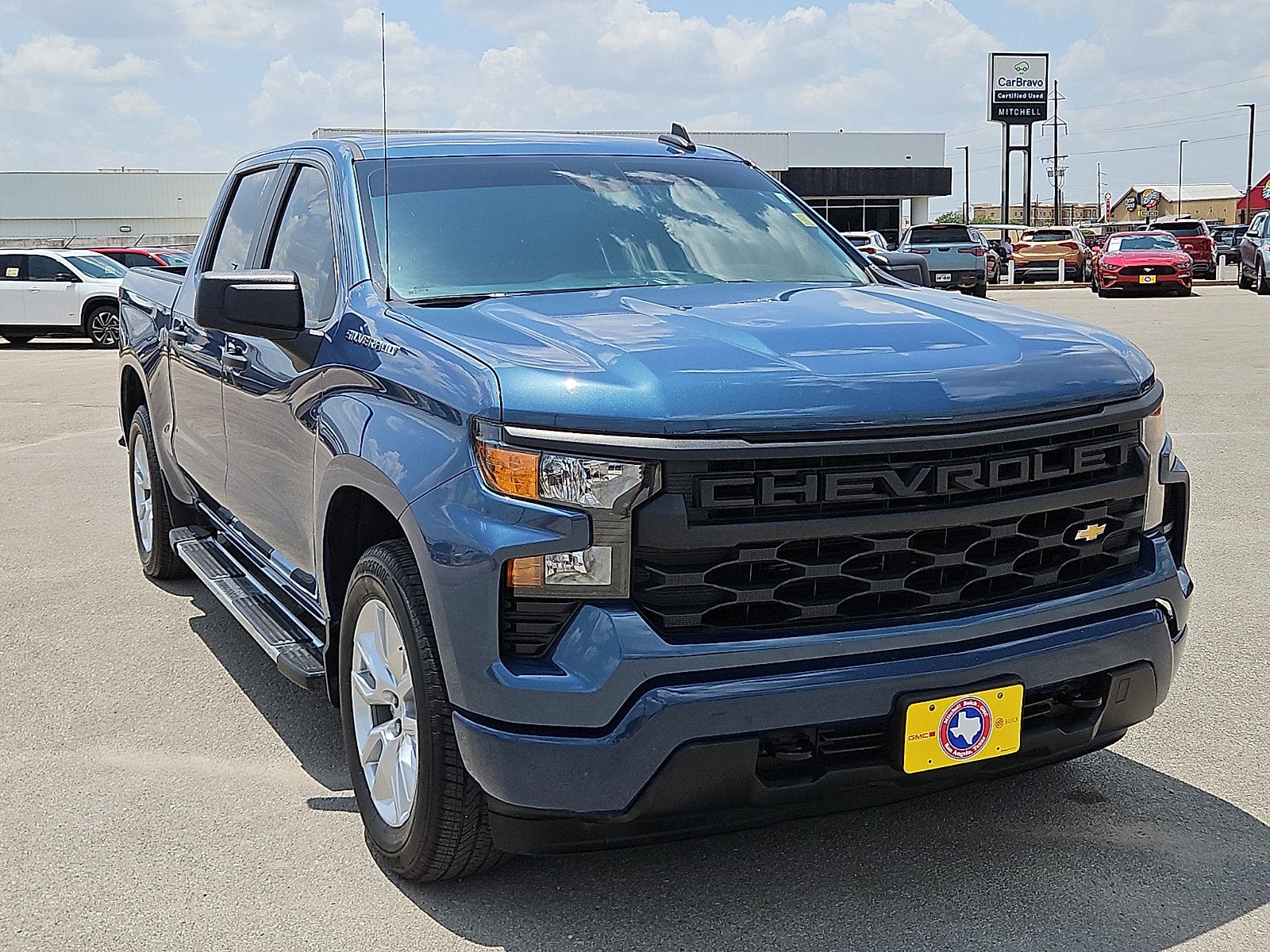 2024 Chevrolet Silverado 1500 Custom