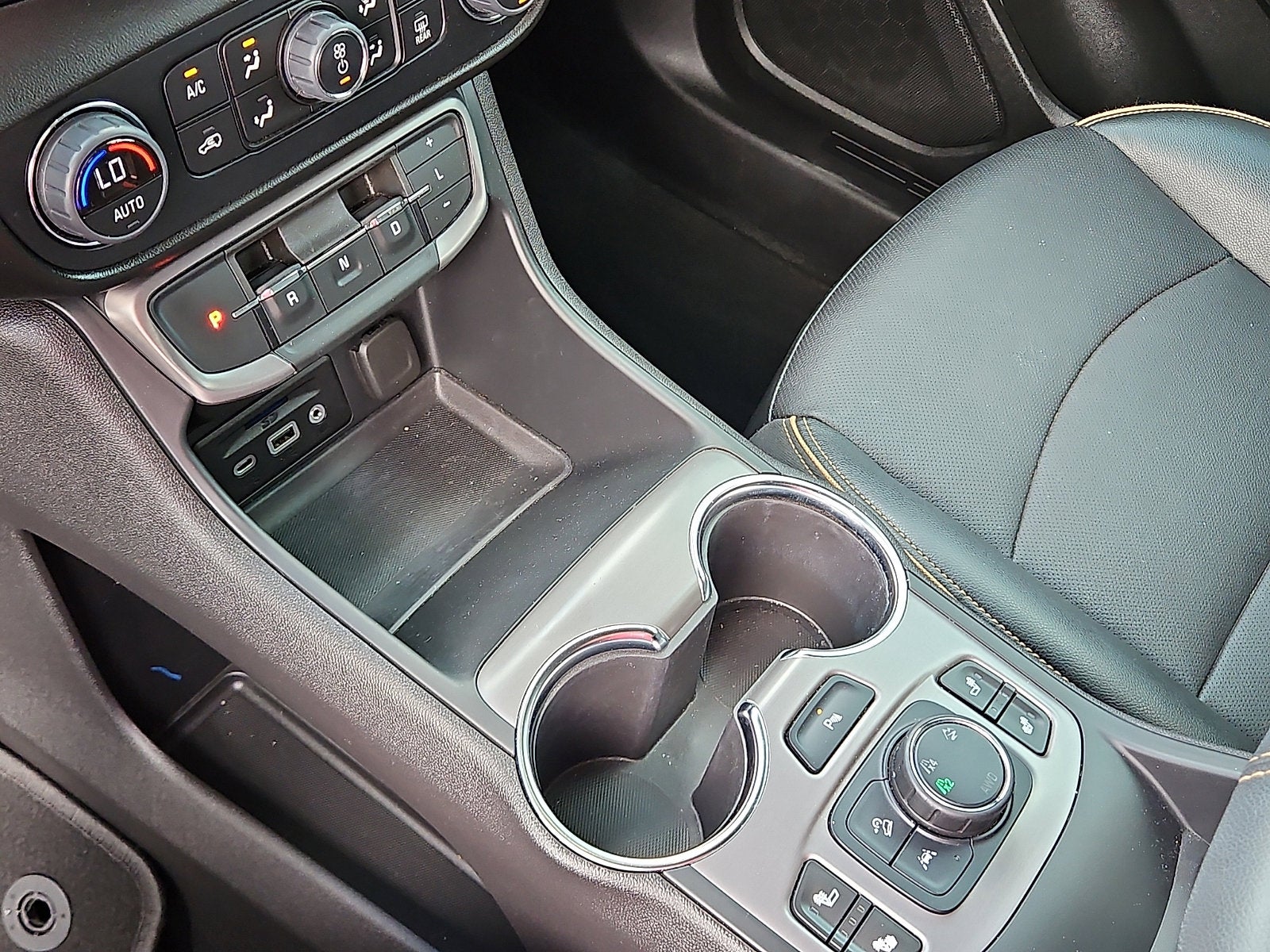 2024 GMC Terrain AT4