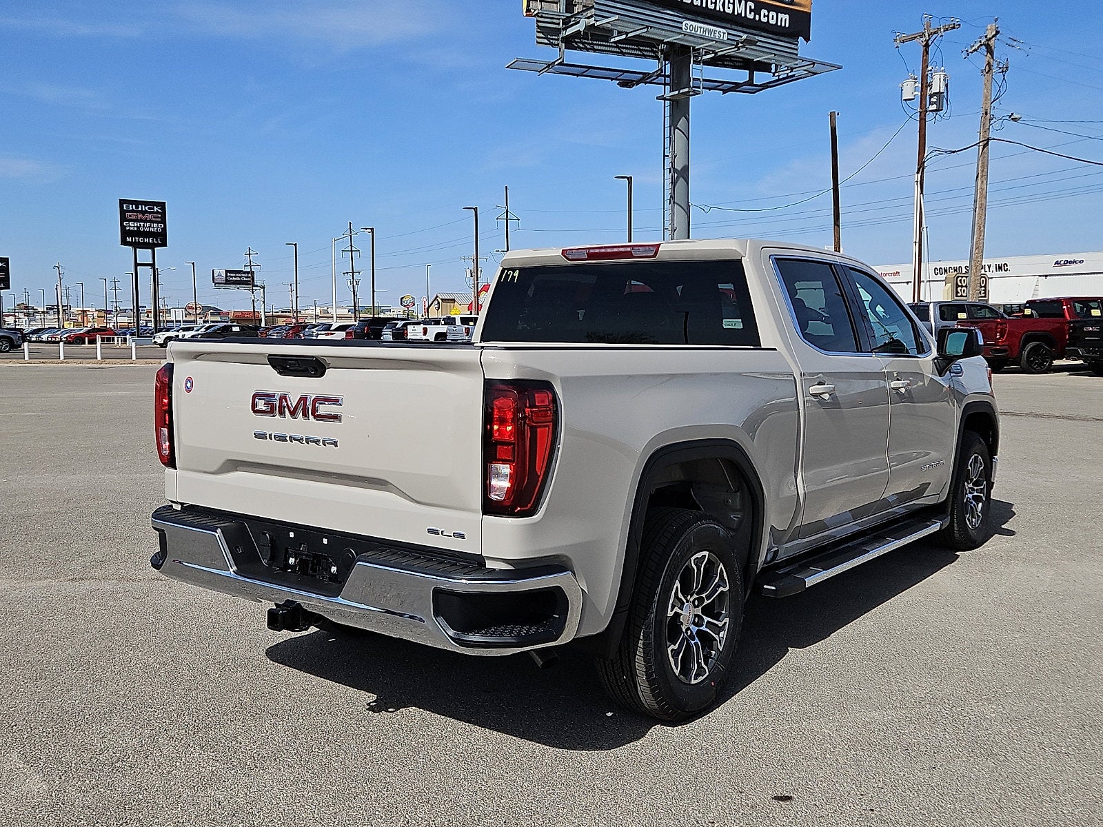 2026 GMC Sierra 1500 SLE