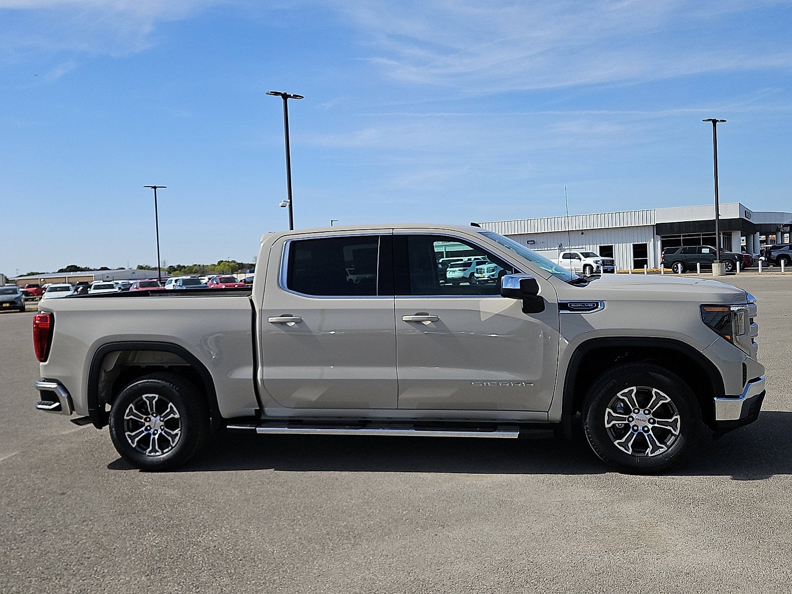 2026 GMC Sierra 1500 SLE