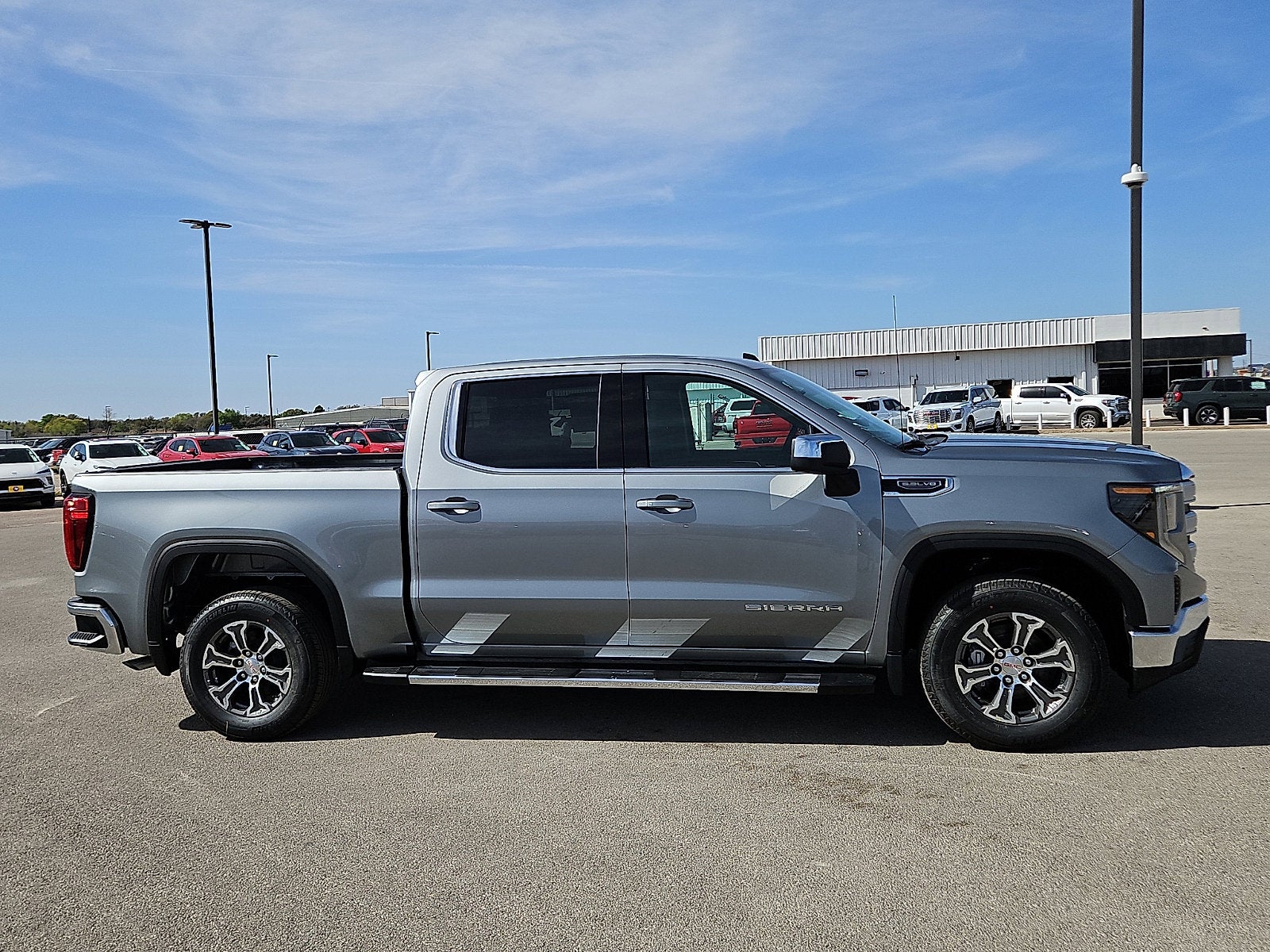 2026 GMC Sierra 1500 SLE