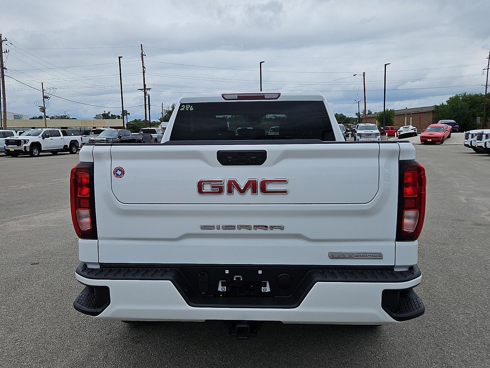2023 GMC Sierra 1500 Elevation