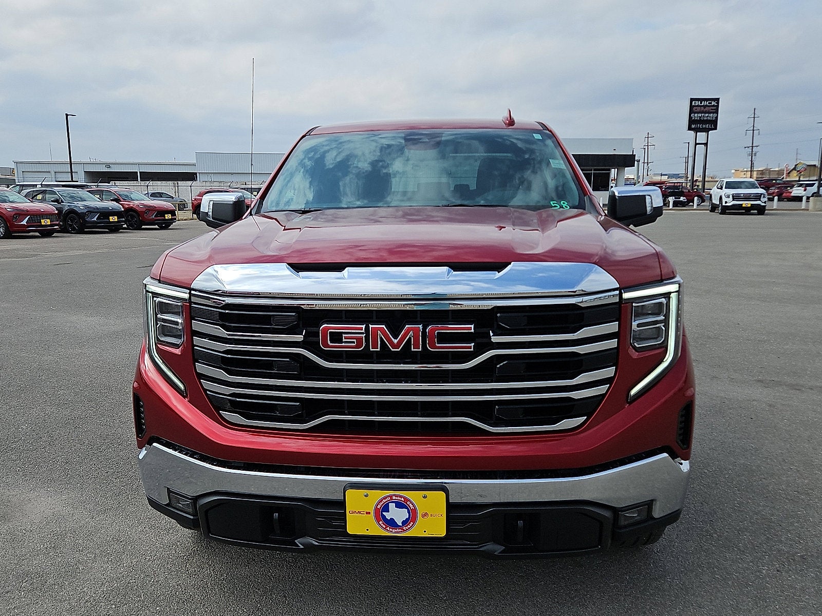 2026 GMC Sierra 1500 SLT