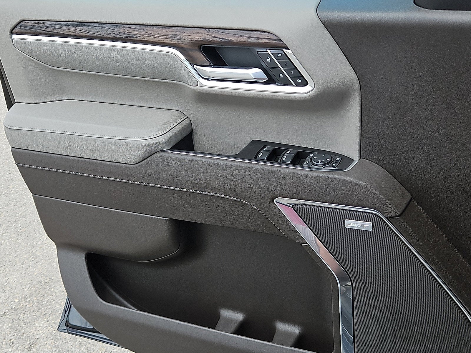 2026 GMC Sierra 1500 SLT - Photo 13