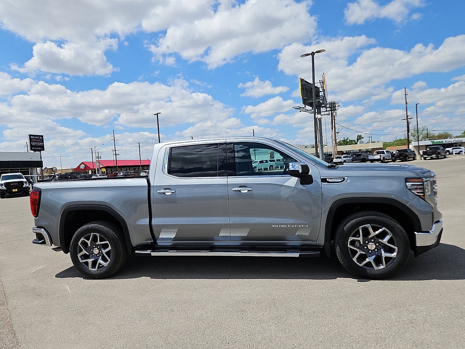 2026 GMC Sierra 1500 SLT