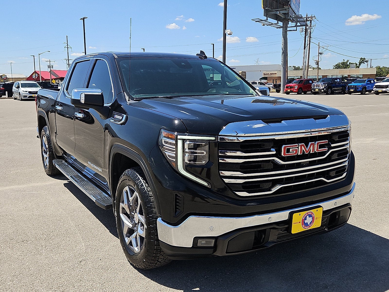2024 GMC Sierra 1500 SLT