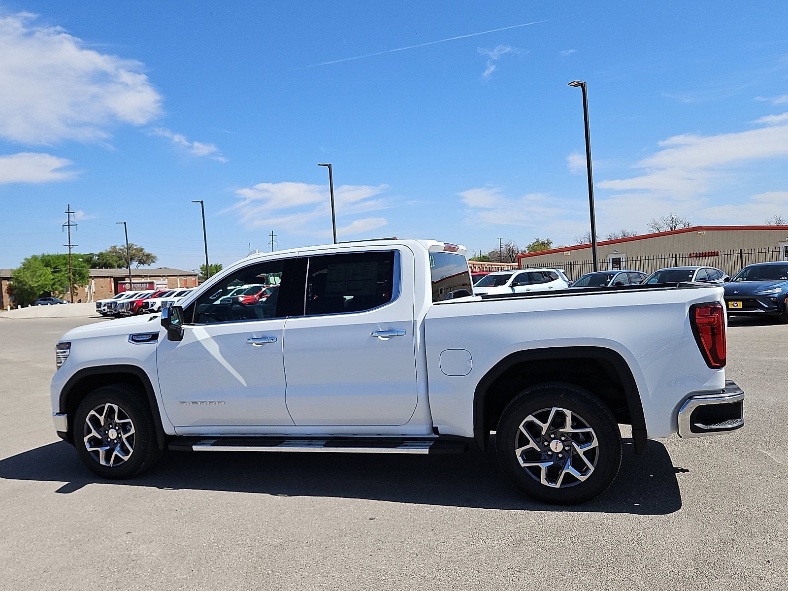2026 GMC Sierra 1500 SLT
