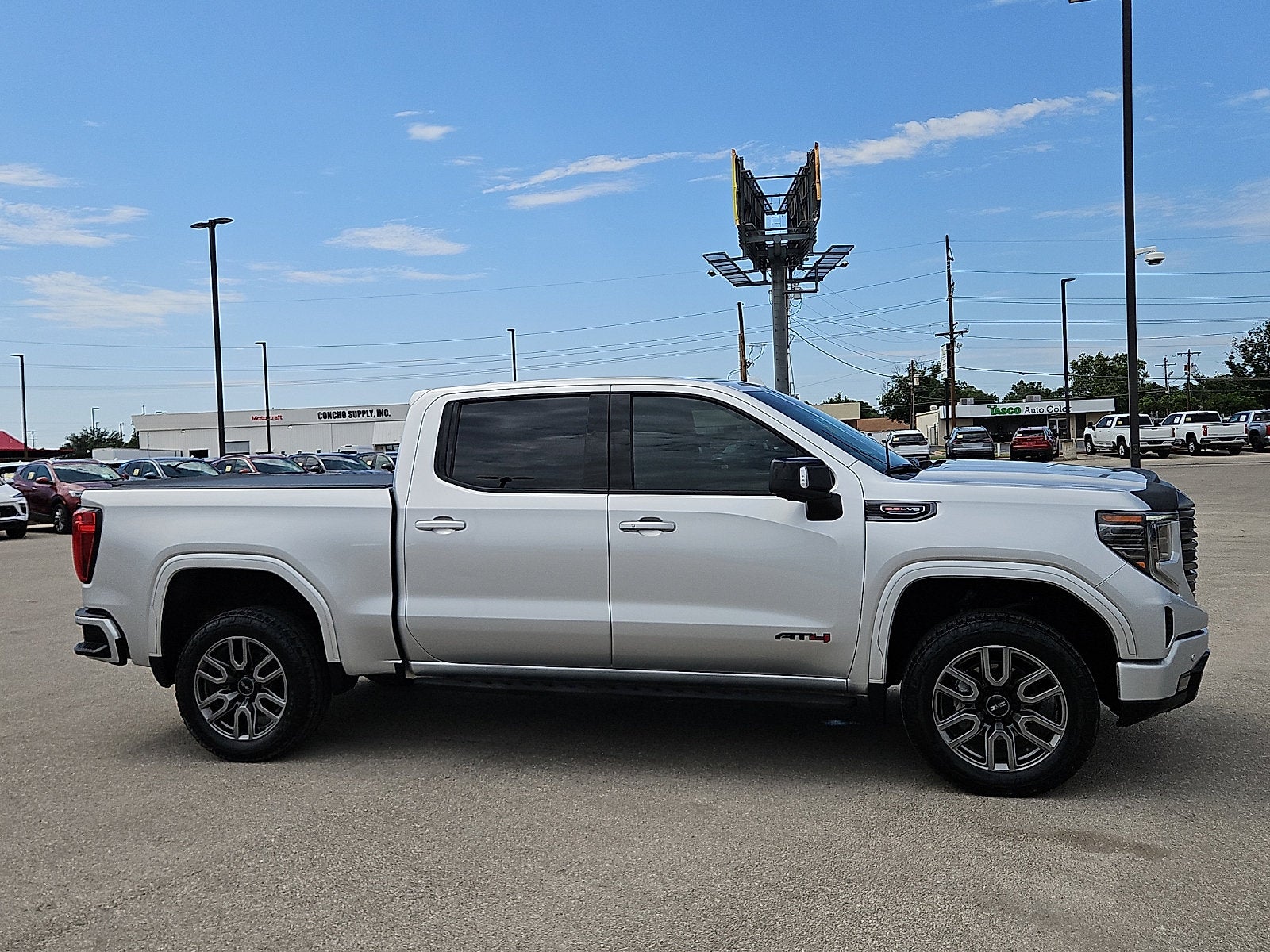 2022 GMC Sierra 1500 AT4
