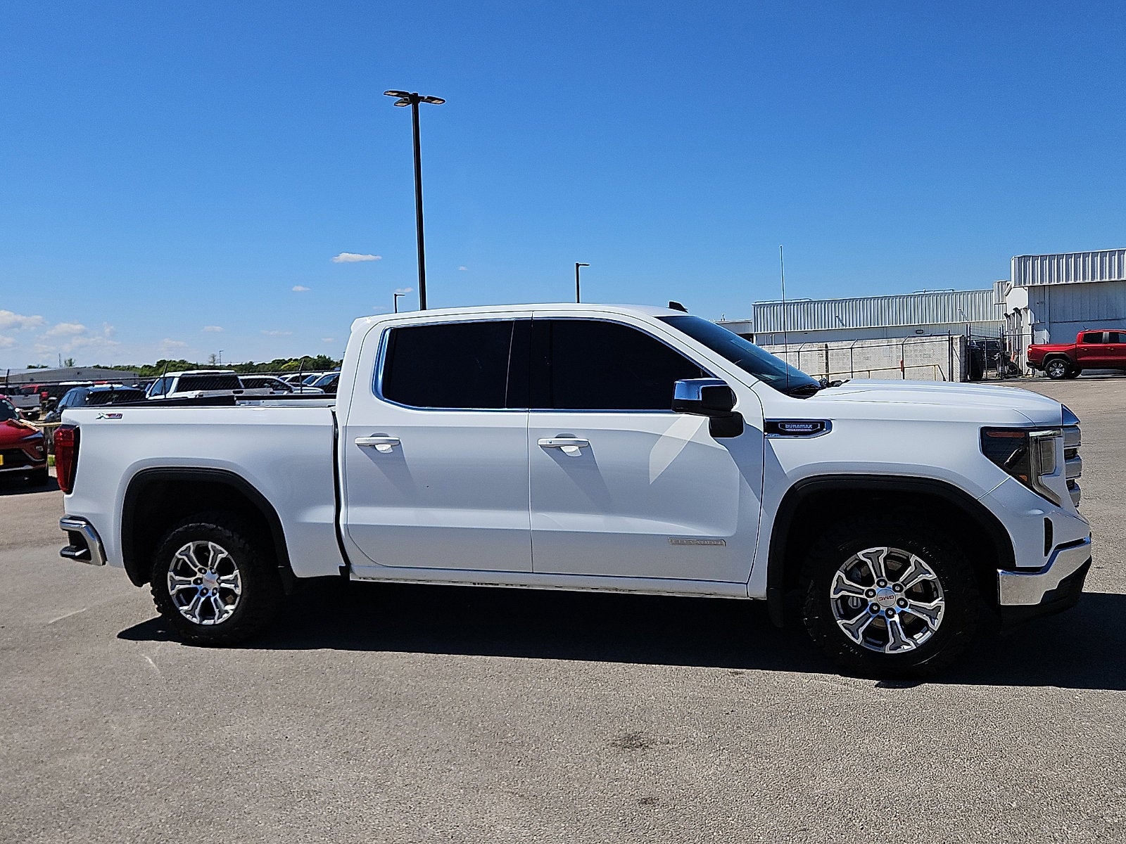 2024 GMC Sierra 1500 SLE