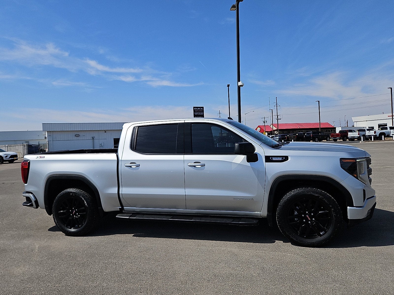 2022 GMC Sierra 1500 Elevation