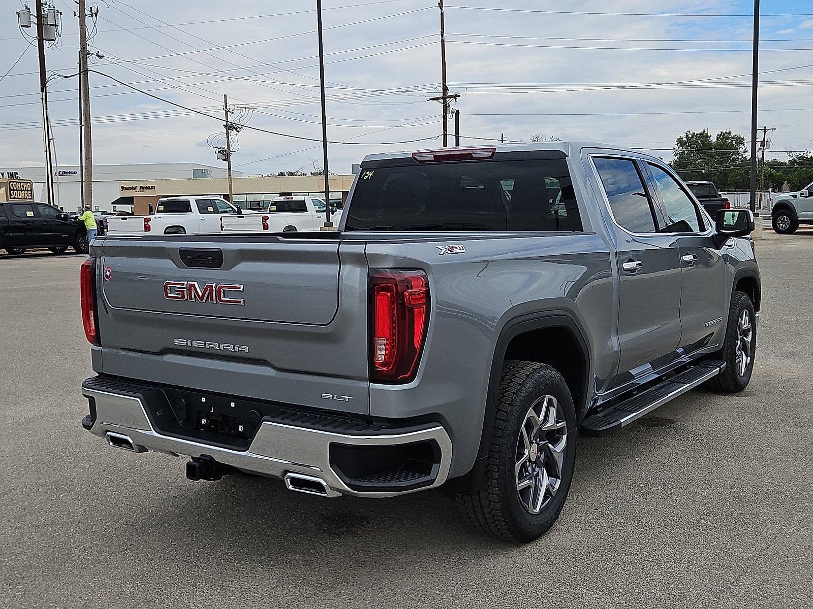 2026 GMC Sierra 1500 SLT