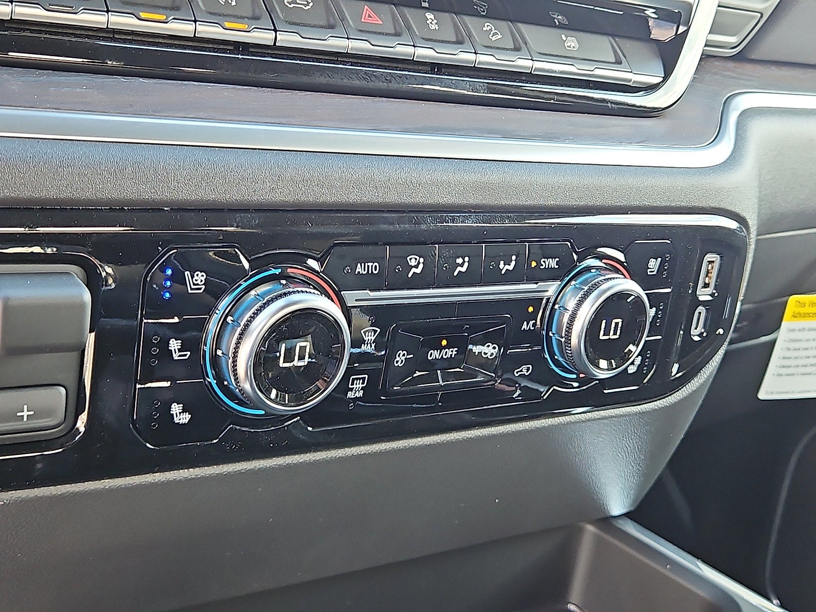 2026 GMC Sierra 1500 SLT - Photo 19