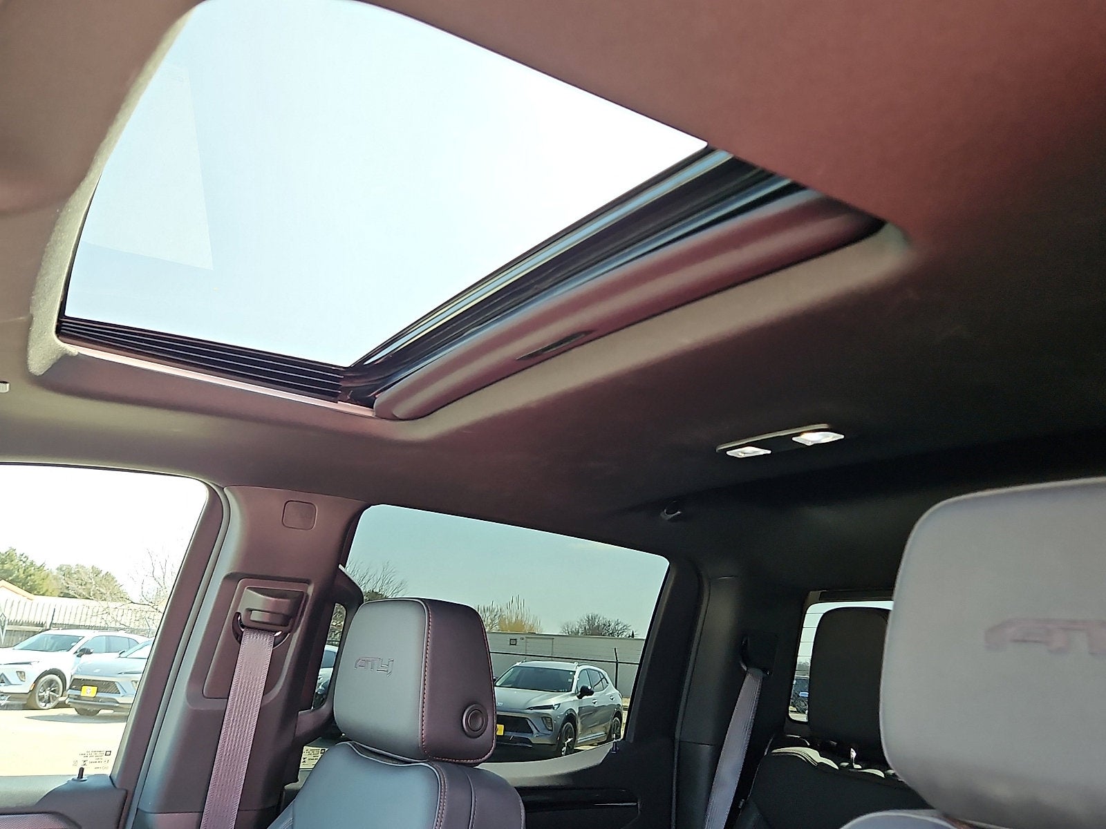 2025 GMC Sierra 1500 AT4