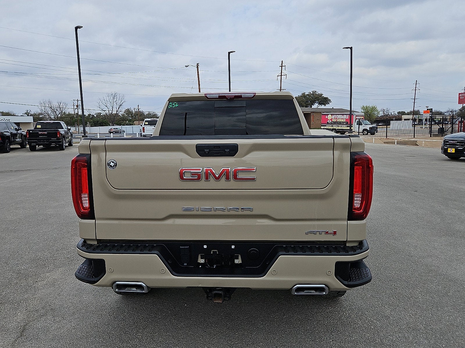 2023 GMC Sierra 1500 AT4
