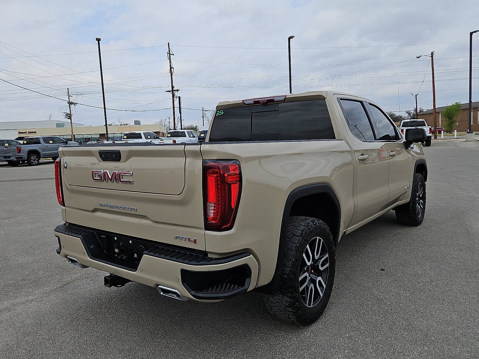 2023 GMC Sierra 1500 AT4