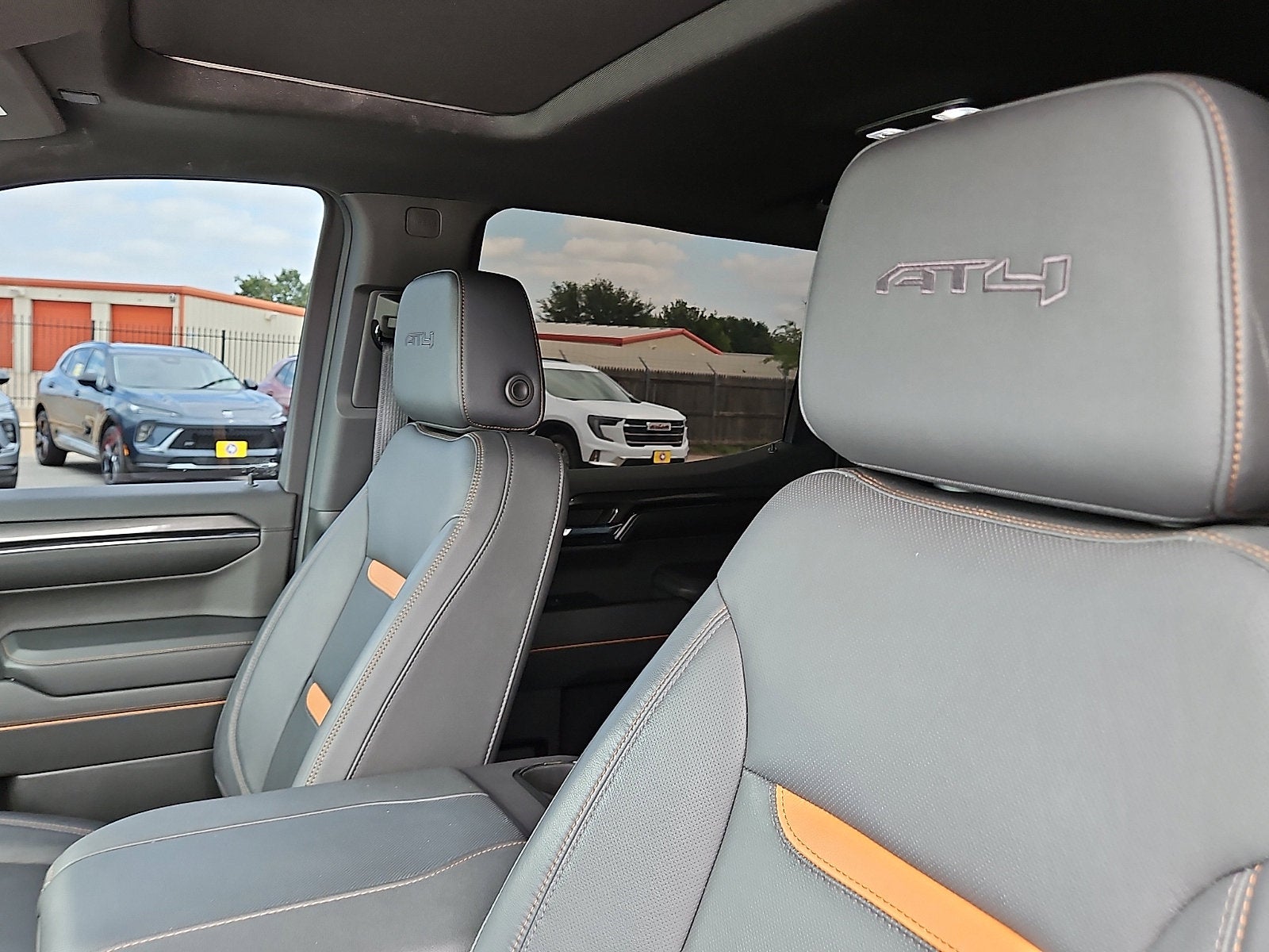 2024 GMC Sierra 1500 AT4