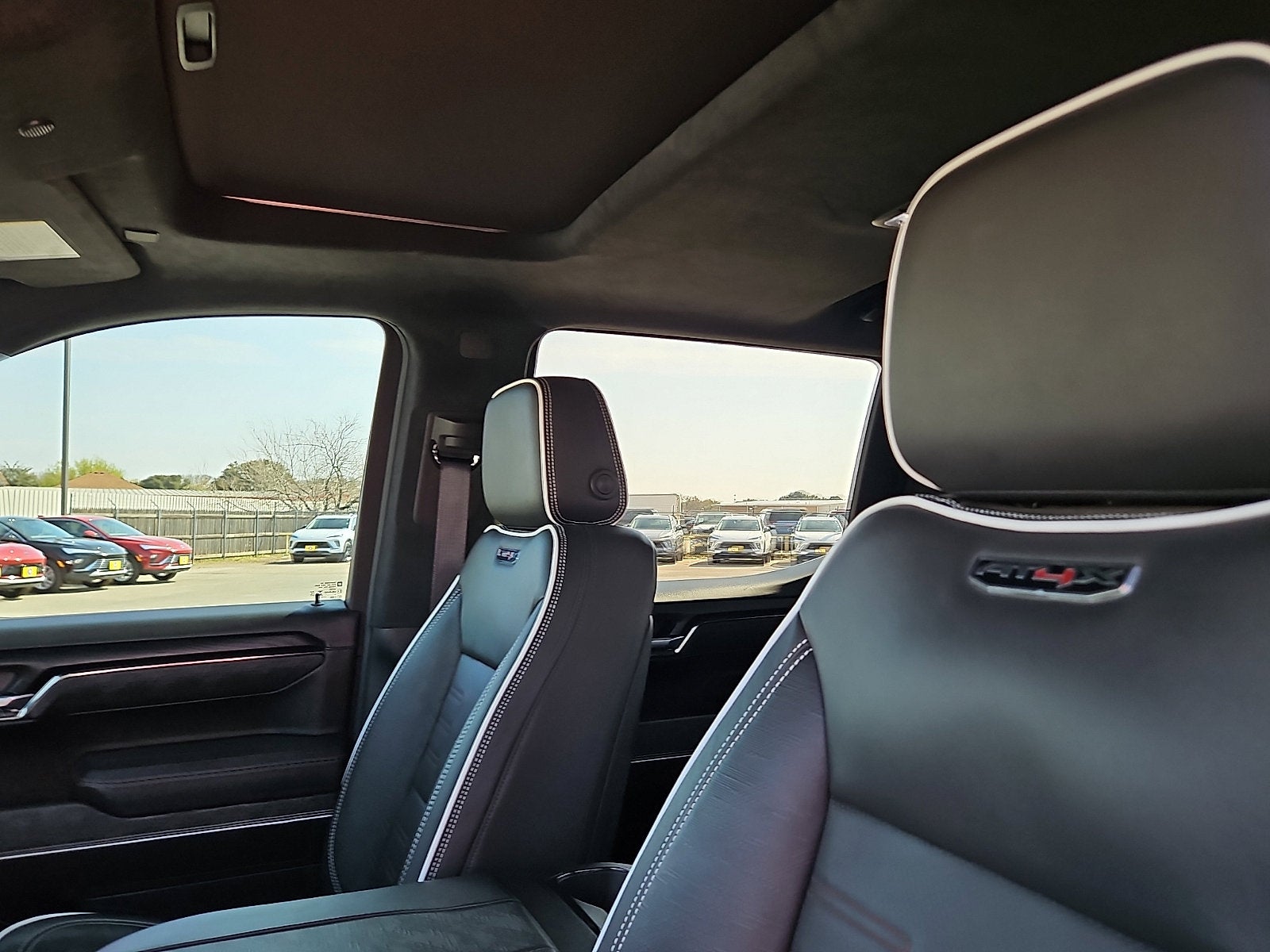 2024 GMC Sierra 1500 AT4X