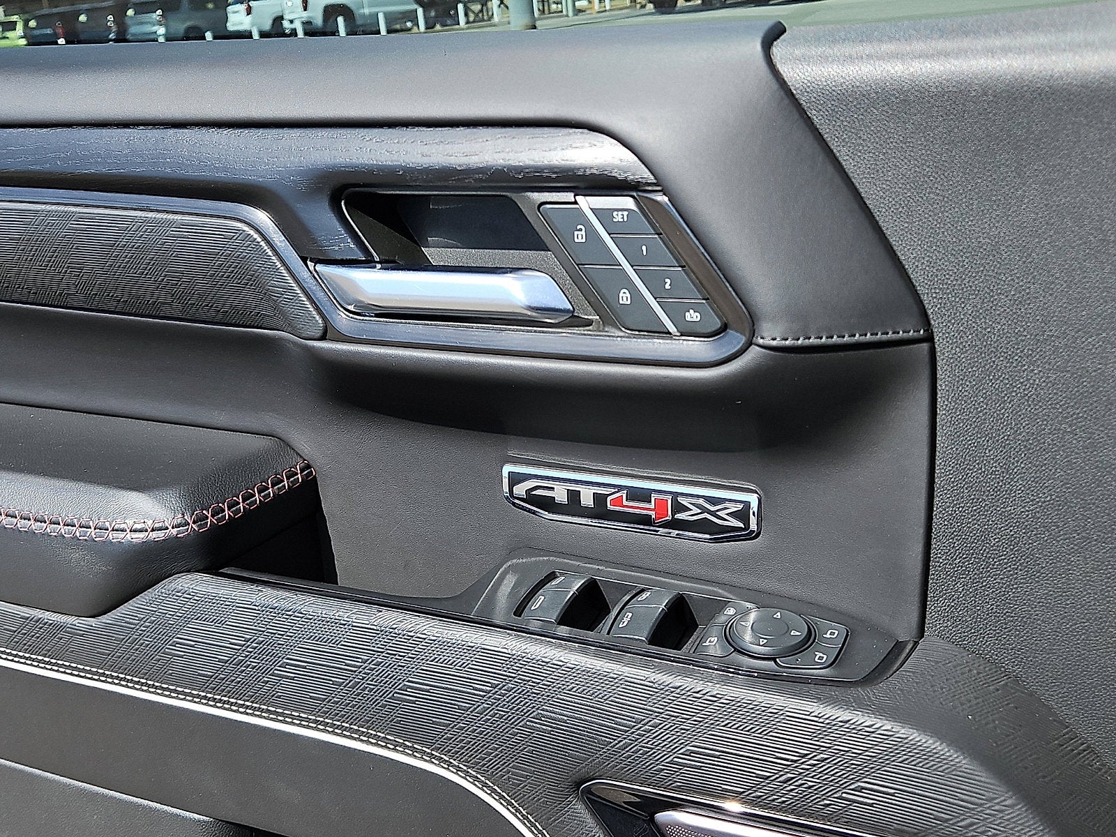 2023 GMC Sierra 1500 AT4X