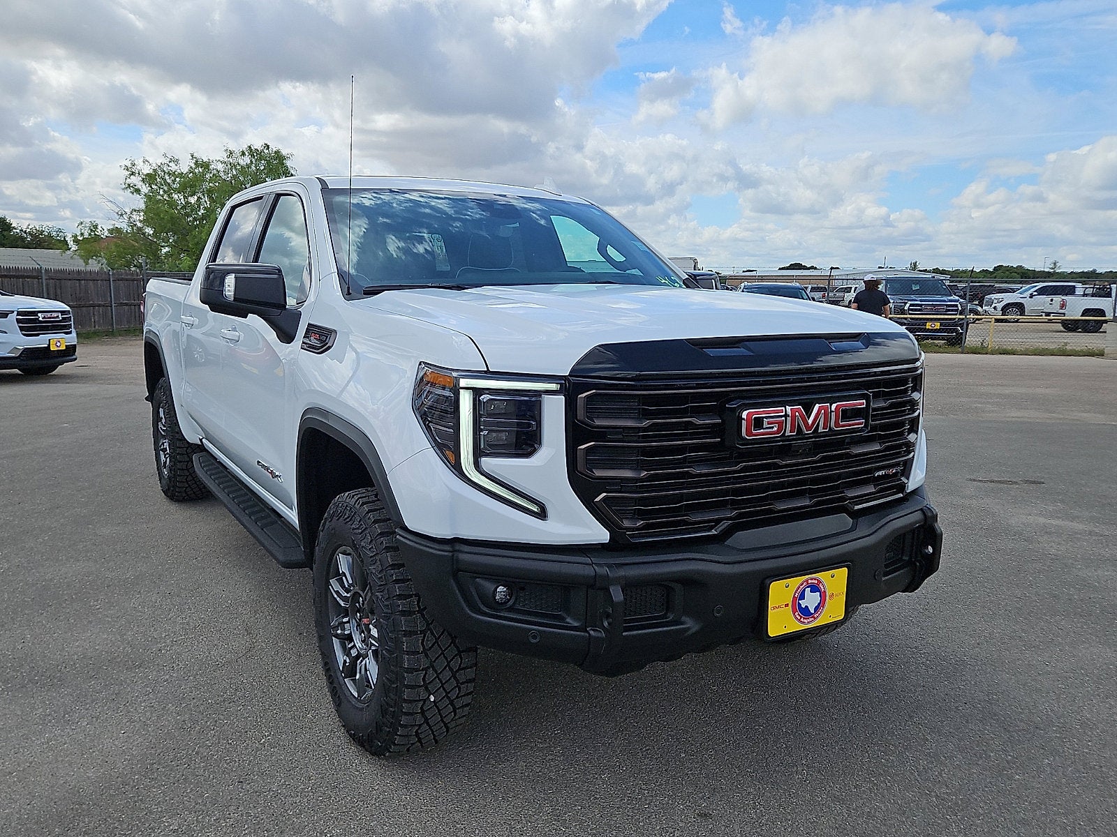 2026 GMC Sierra 1500 AT4X