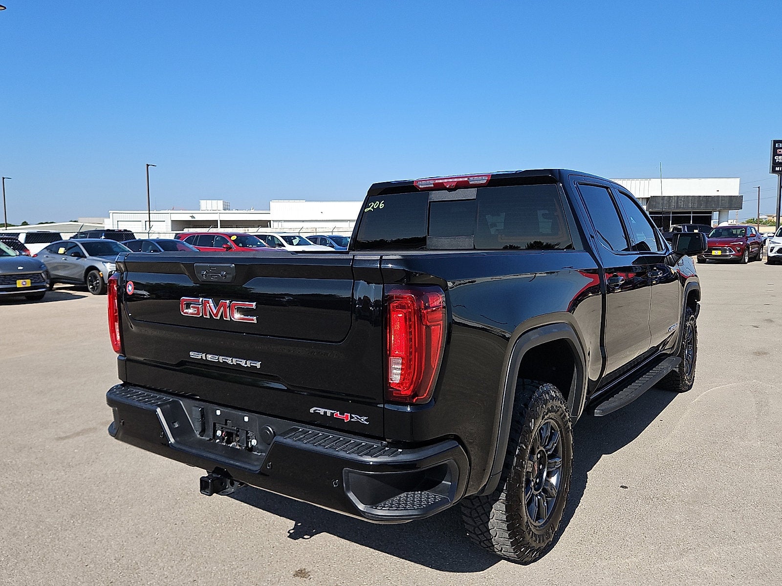 2024 GMC Sierra 1500 AT4X