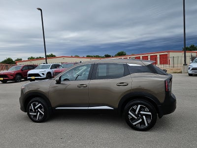 2025 Nissan Kicks SV FWD