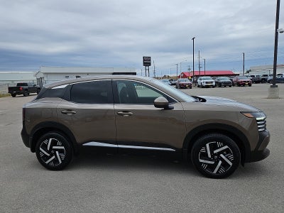 2025 Nissan Kicks SV FWD