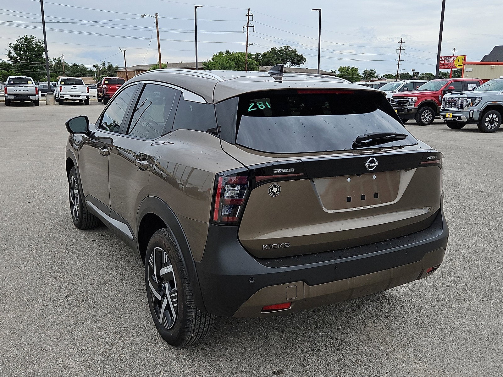 2026 Nissan Kicks SV