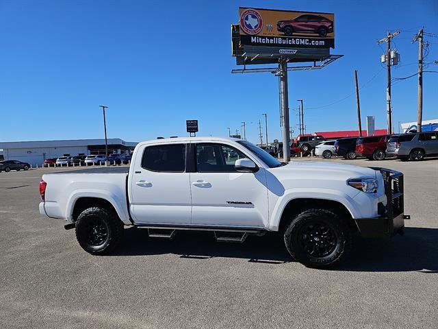 2022 Toyota Tacoma 4WD SR