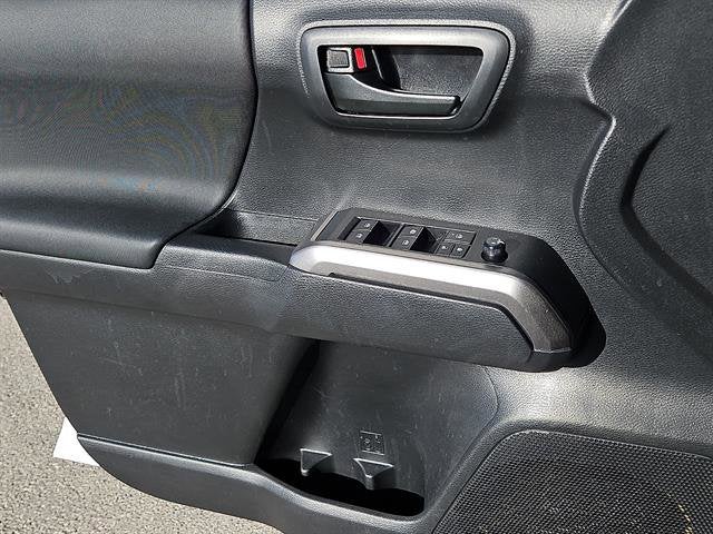 2022 Toyota Tacoma 4WD SR