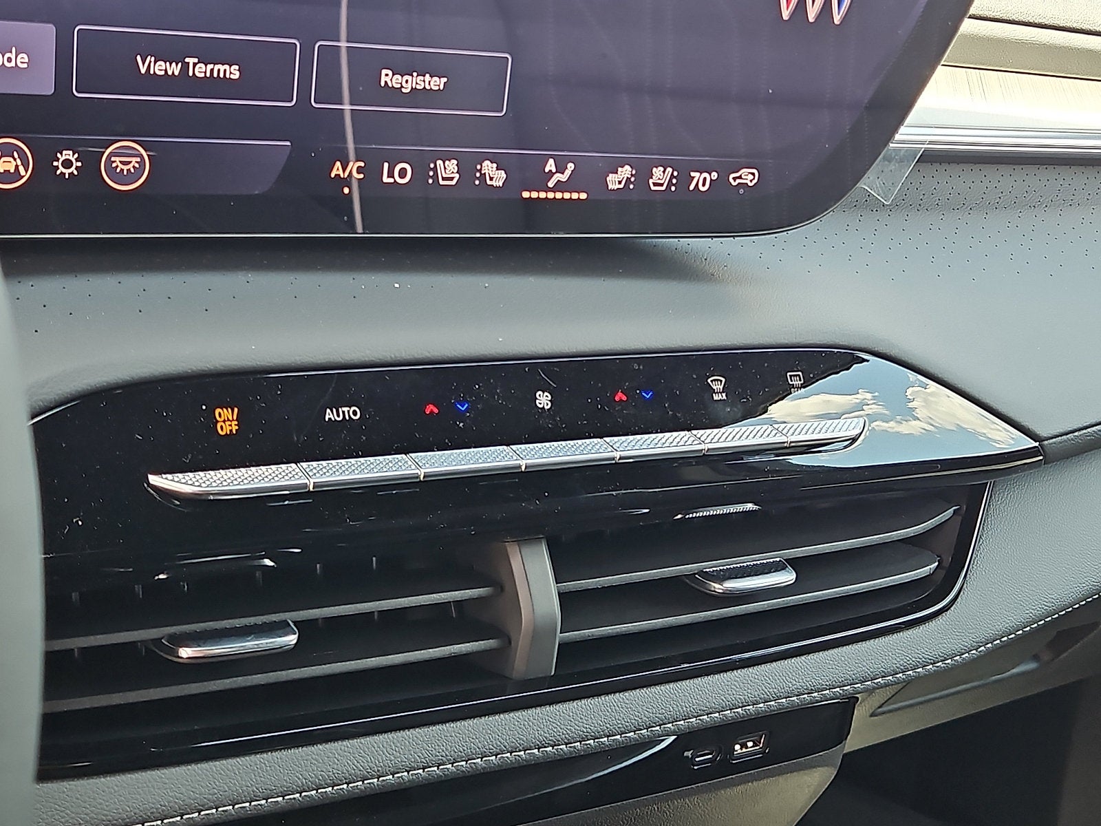 2027 Buick Enclave Avenir - Photo 19