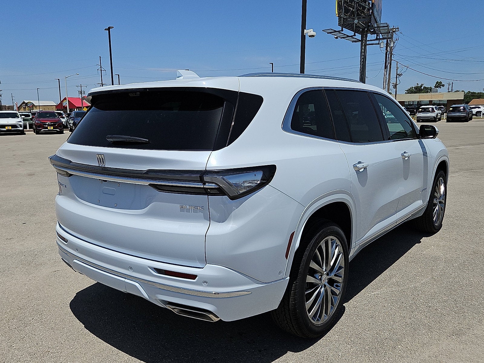 2026 Buick Enclave Avenir