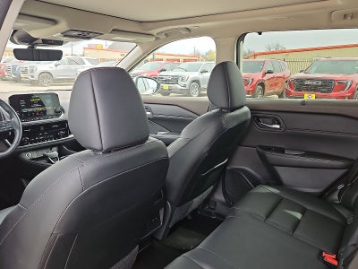 2023 Nissan Rogue SL FWD