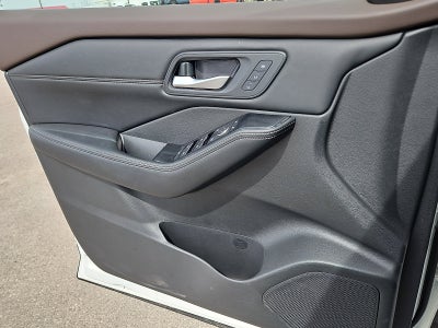 2023 Nissan Rogue SL FWD