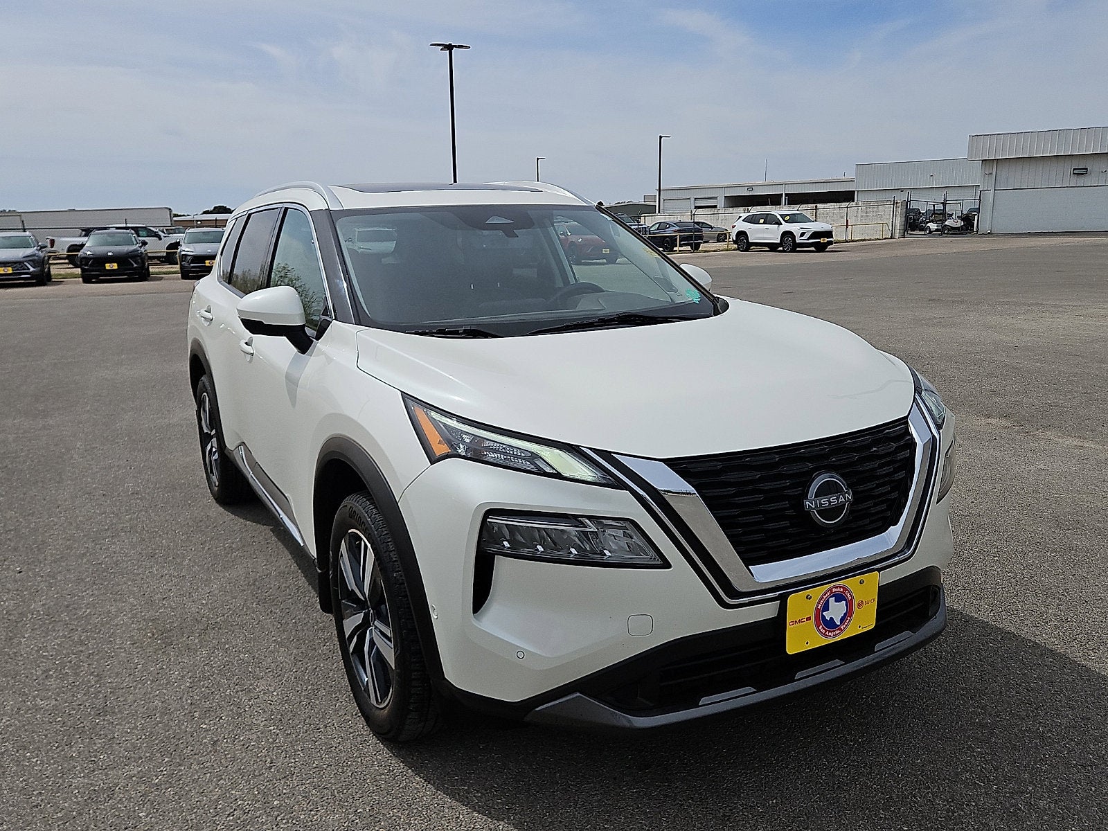 2023 Nissan Rogue SL FWD