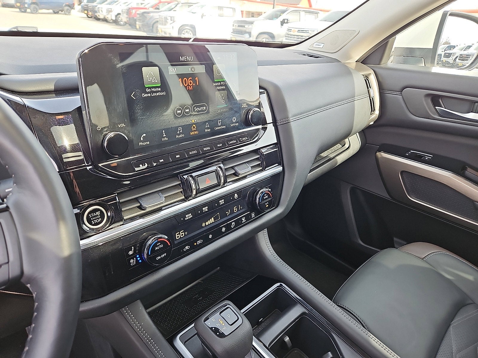 2024 Nissan Pathfinder Platinum