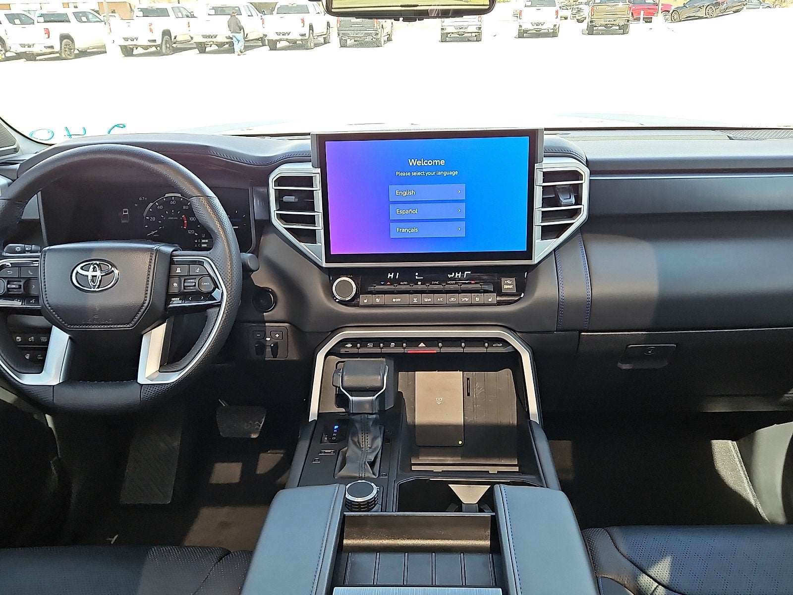 2025 Toyota Tundra Hybrid Platinum Hybrid CrewMax 5.5' Bed