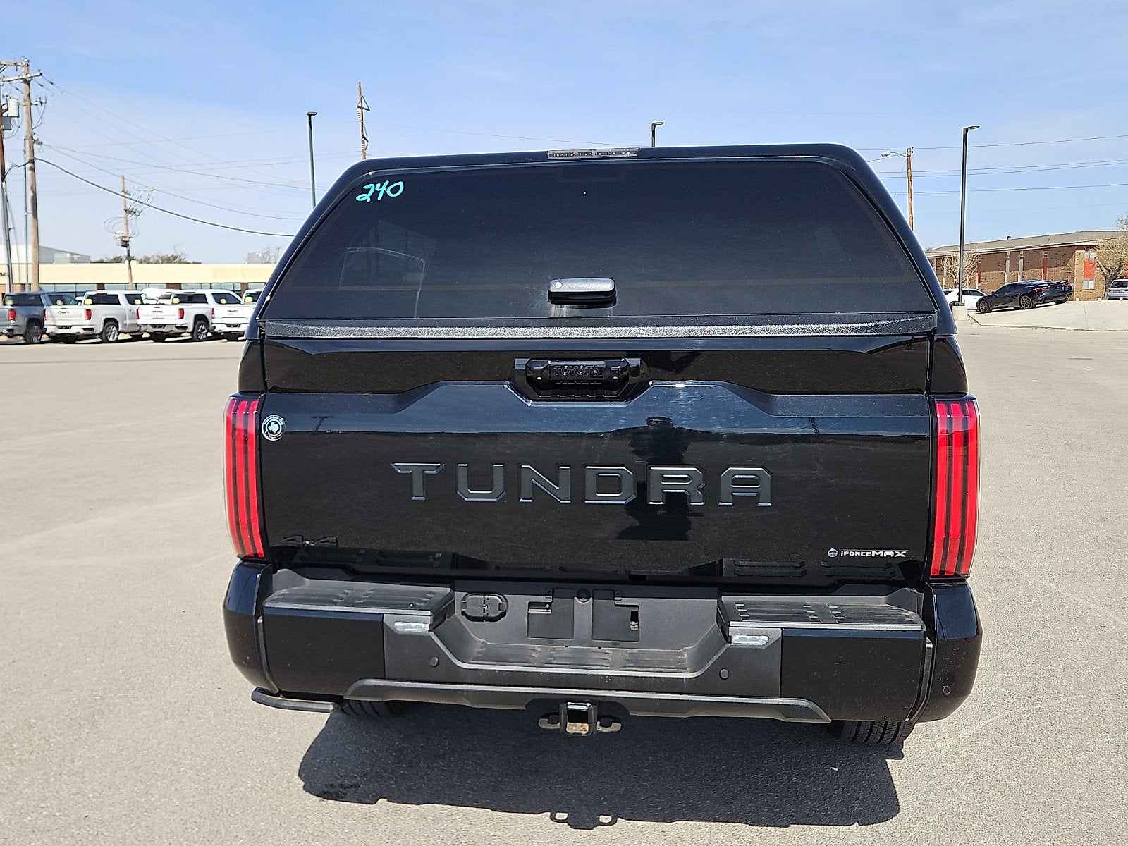 2025 Toyota Tundra Hybrid Platinum Hybrid CrewMax 5.5' Bed