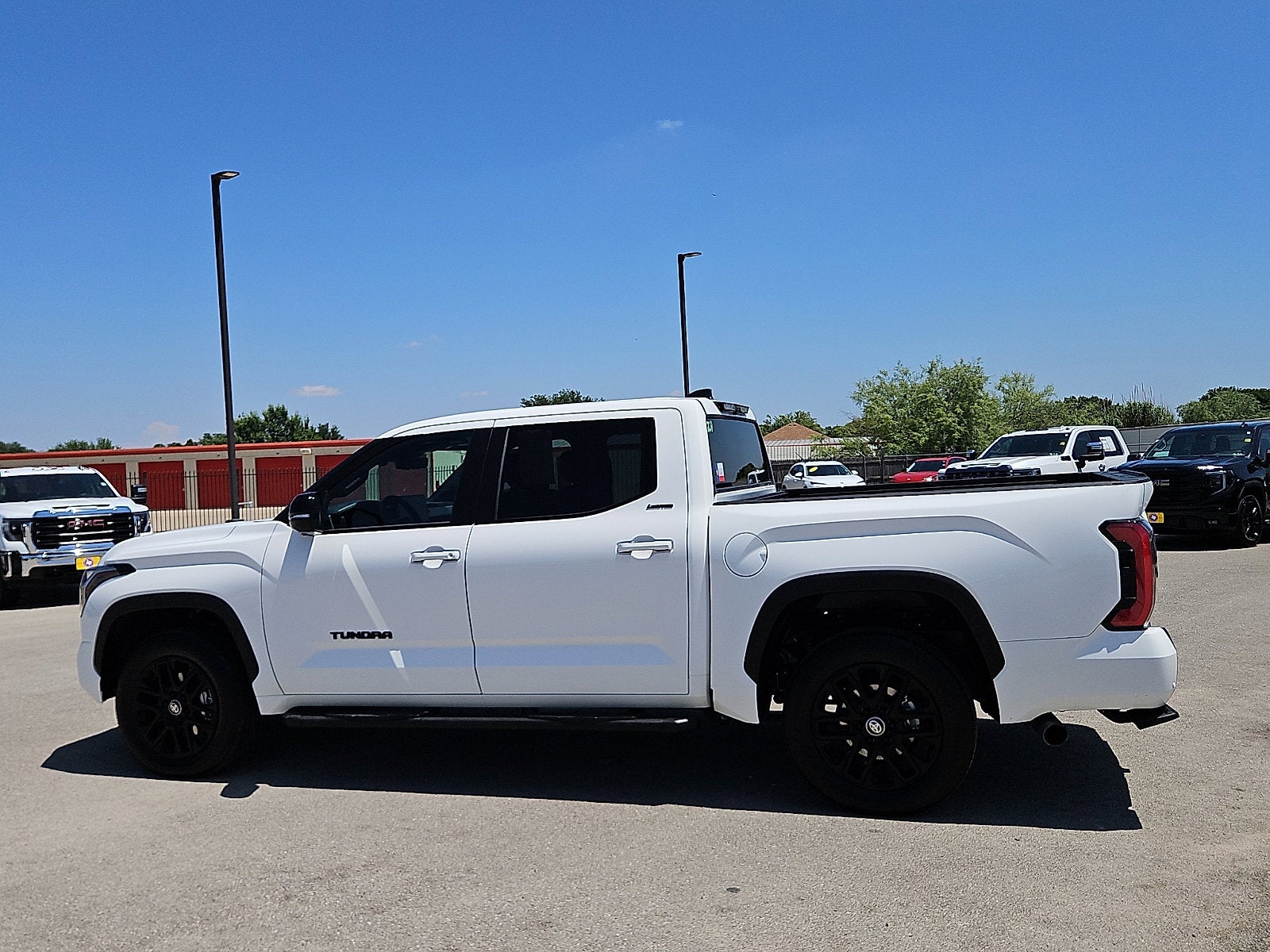 2026 Toyota Tundra Limited CrewMax 5.5' Bed