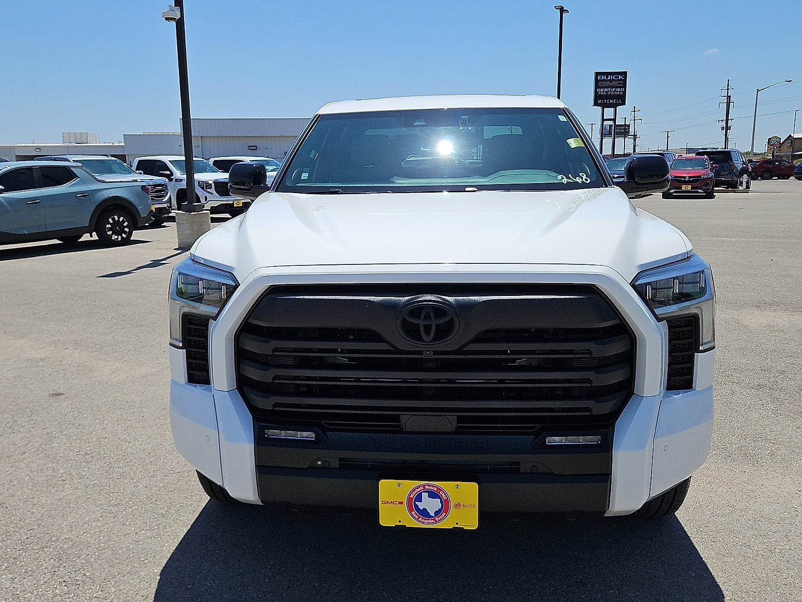 2026 Toyota Tundra Limited CrewMax 5.5' Bed
