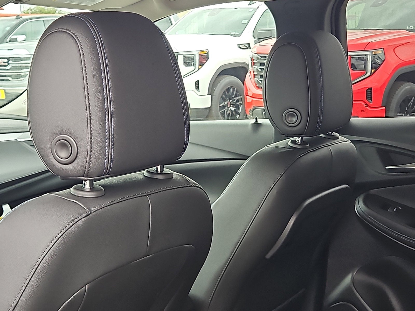 2026 Buick Encore GX Sport Touring - Photo 10