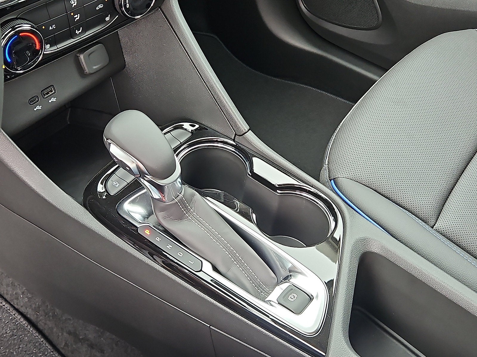 2026 Buick Encore GX Sport Touring - Photo 20