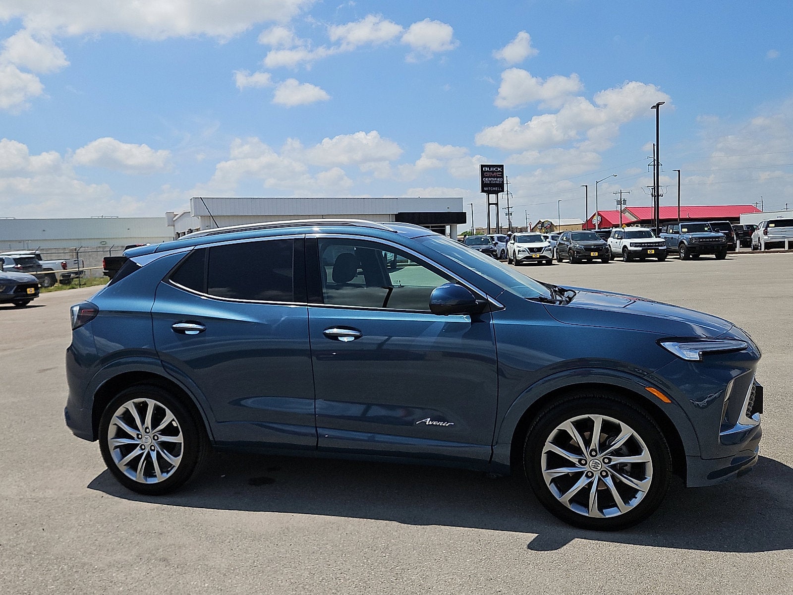 2024 Buick Encore GX Avenir