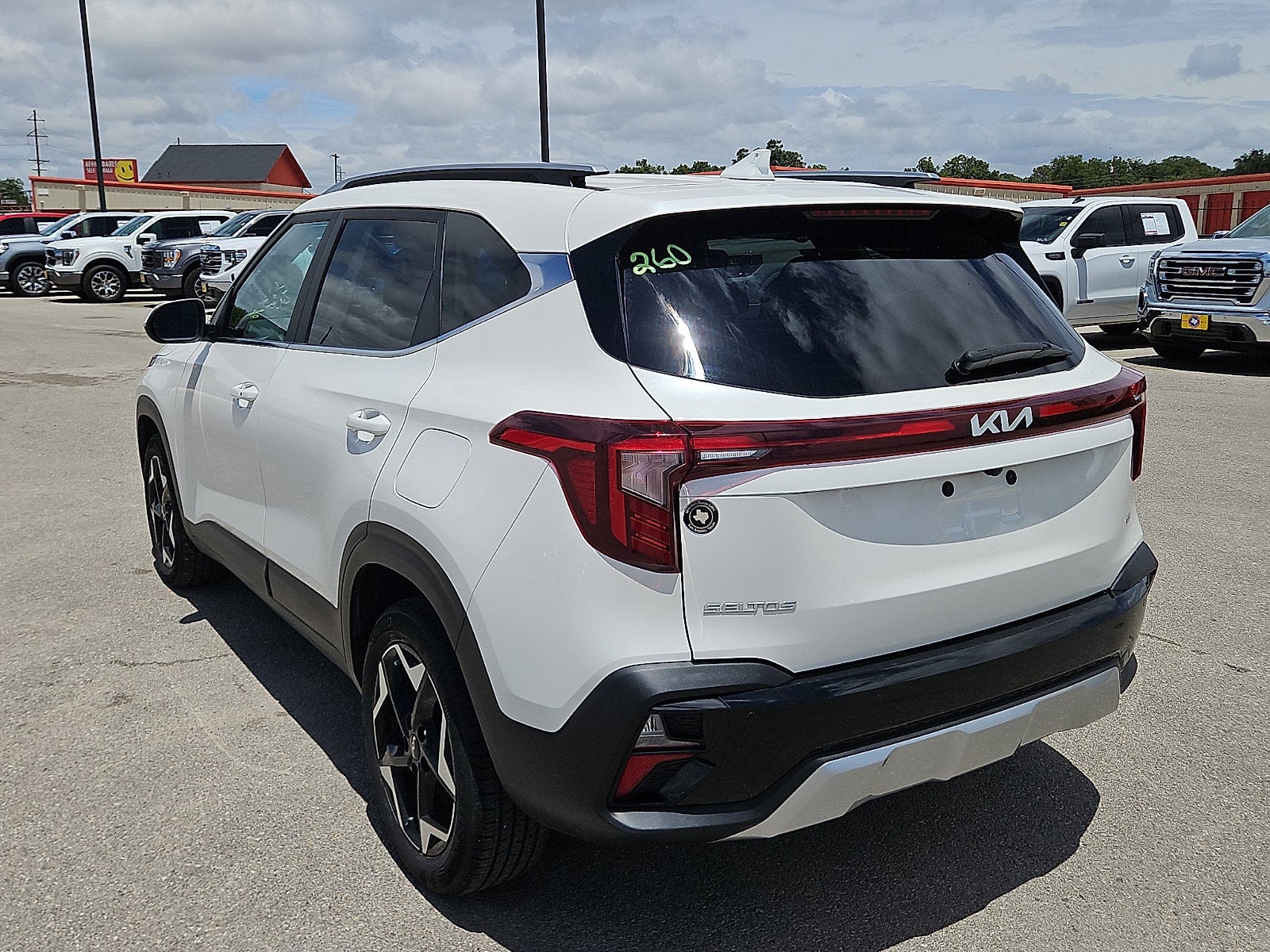 2025 Kia Seltos EX