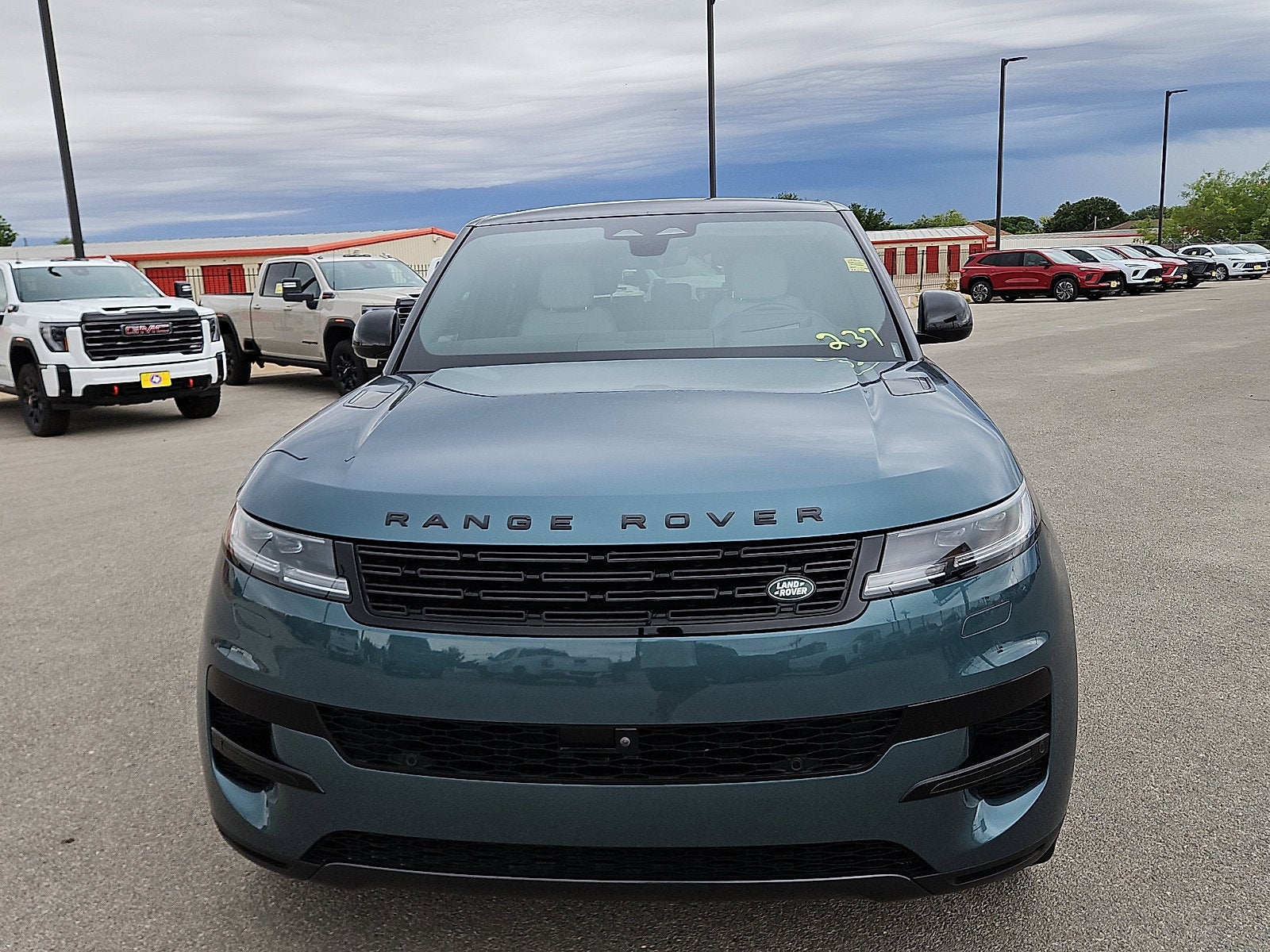 2024 Land Rover Range Rover Sport SE