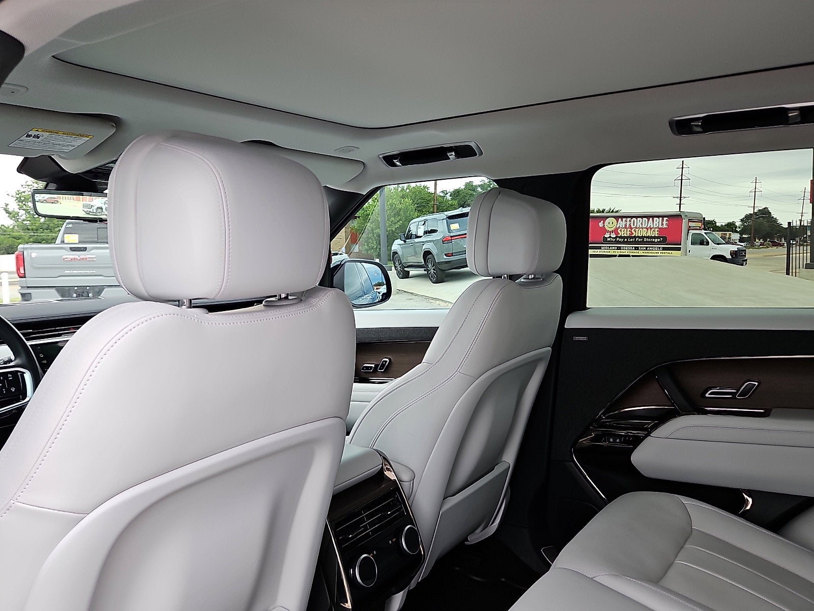 2024 Land Rover Range Rover Sport SE