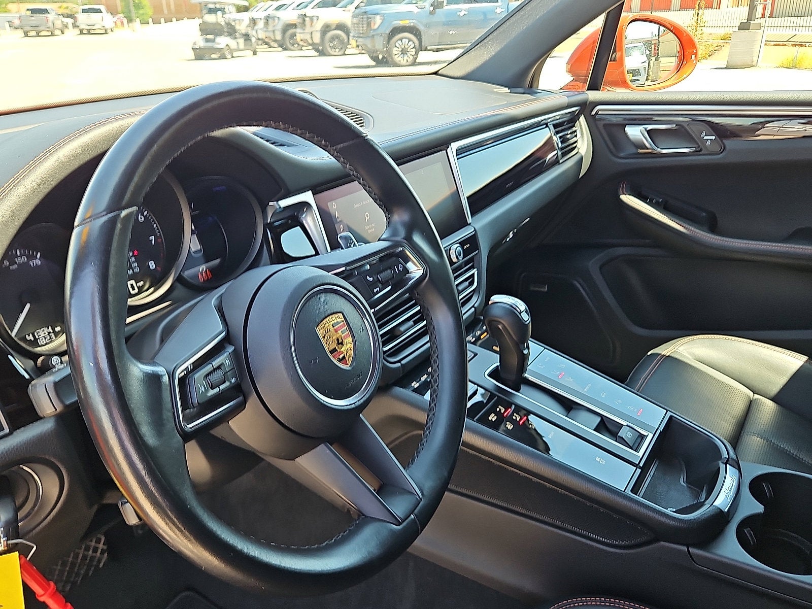 2022 Porsche Macan 4DR AWD