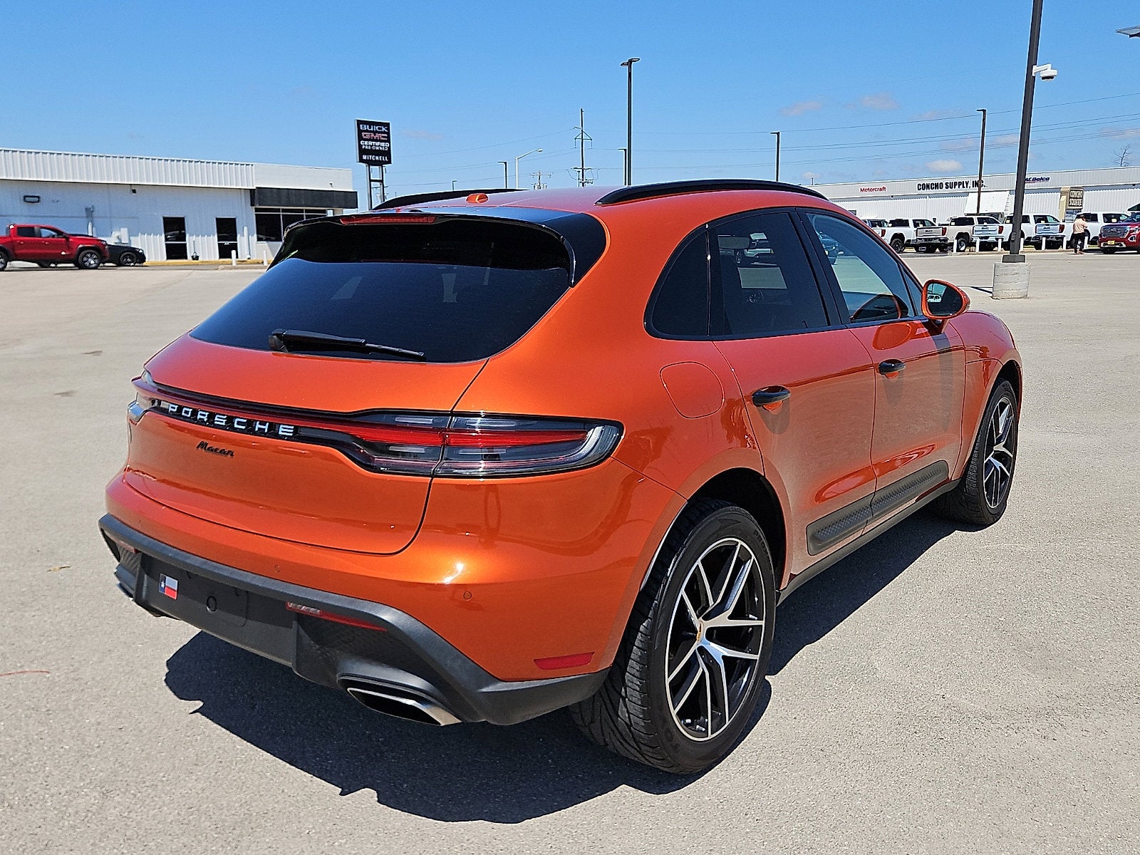 2022 Porsche Macan 4DR AWD